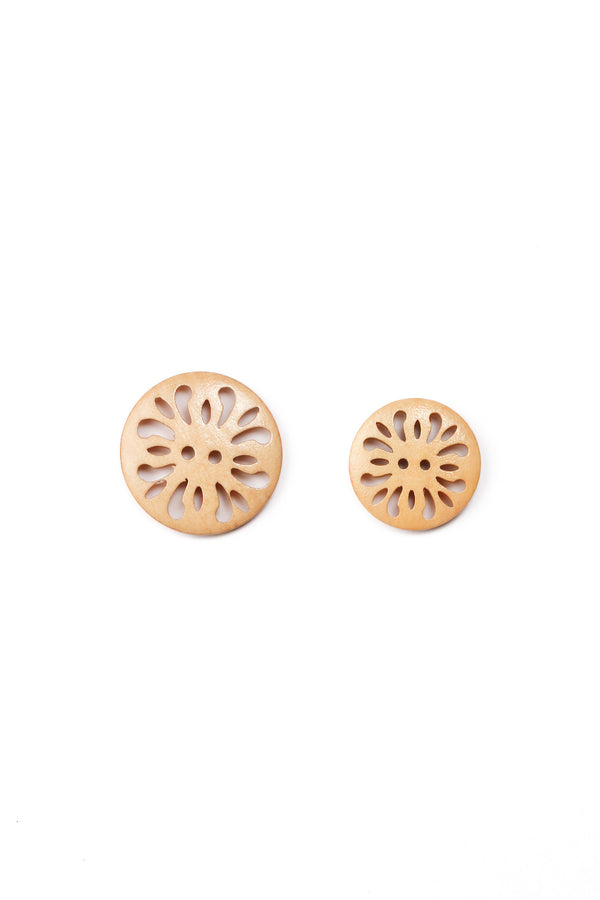 Wooden Buttons- Paisley Cutout Light Wood